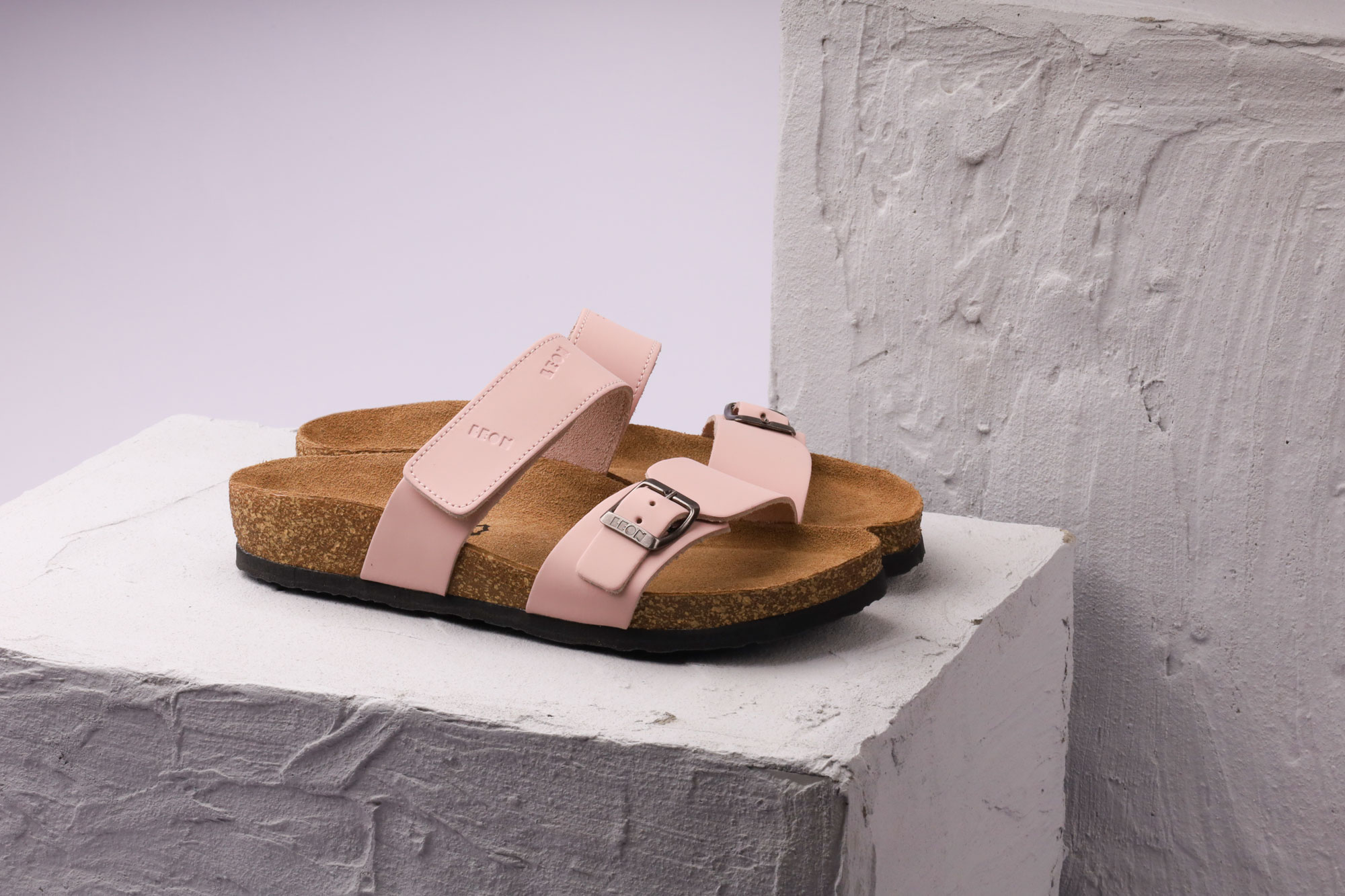 4052 Roze4